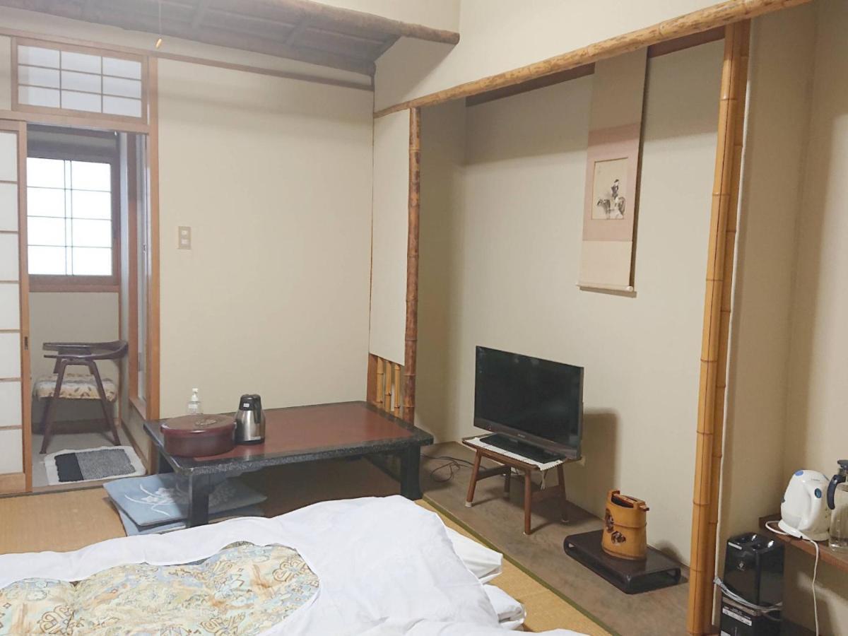 Kagetsu Ryokan Майдзуру Номер фото